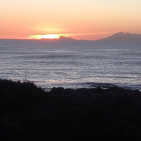 Bedrock Accommodation Gansbaai Buitenkant foto