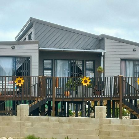 Bedrock Accommodation Gansbaai Buitenkant foto